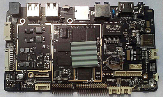 Anti contact capacitif électromagnétique AC100-240V 50-60HZ du panneau RK3288 de Linux de noyau de quadruple
